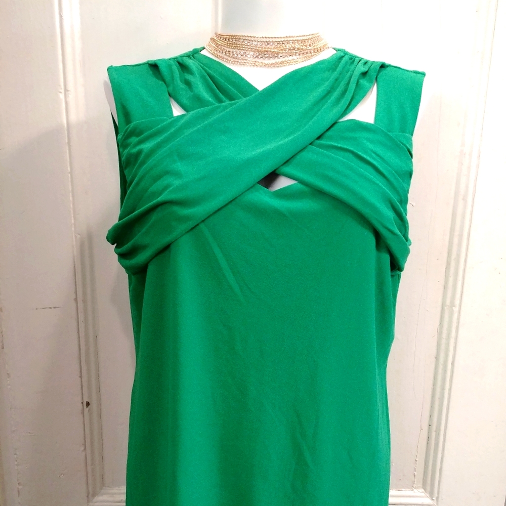 NWT INC International Emerald Green Sleeveless Criss Cross Top
